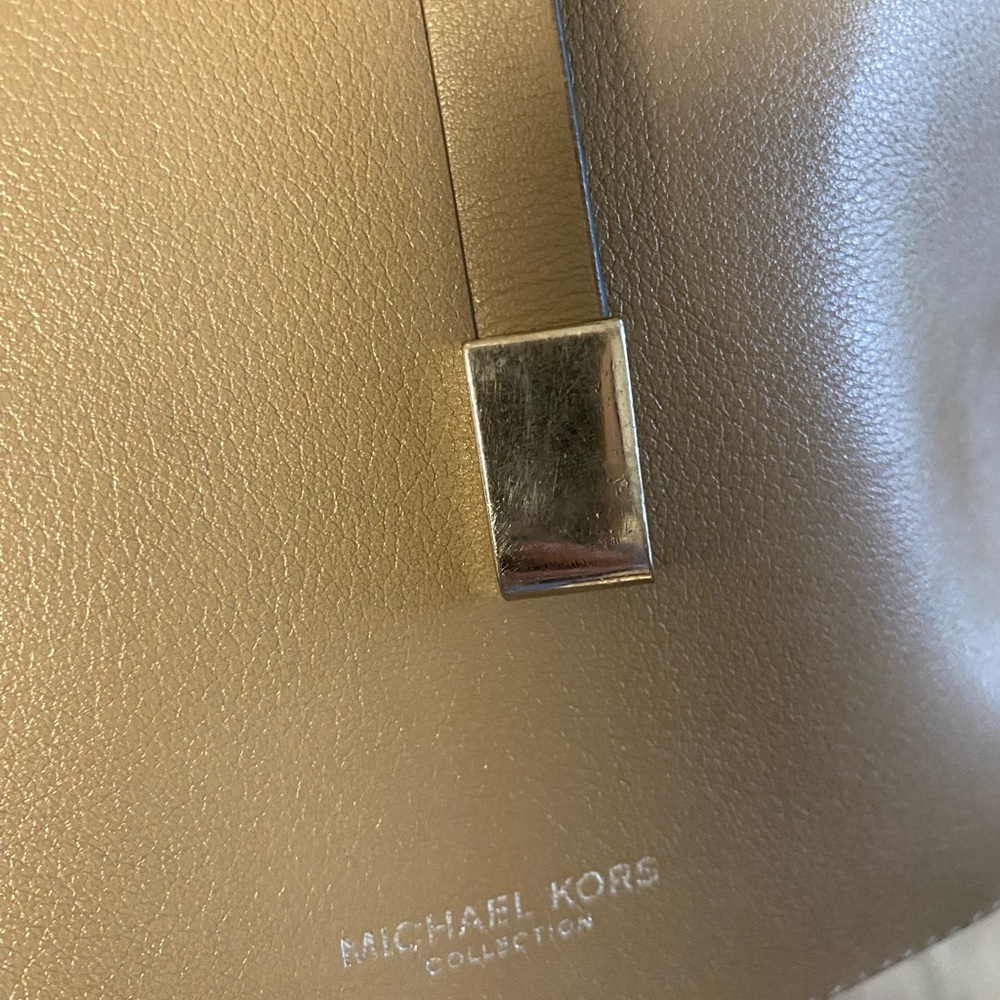 Michael Kors Brown Leather Shoulder Bag